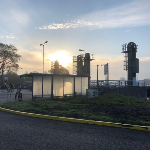 108423 overkapping banken transparante overkapping straatmeubilair